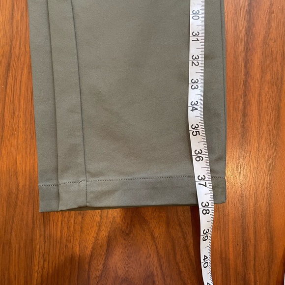 Fabletics Don Trouser - Picture 10 of 10